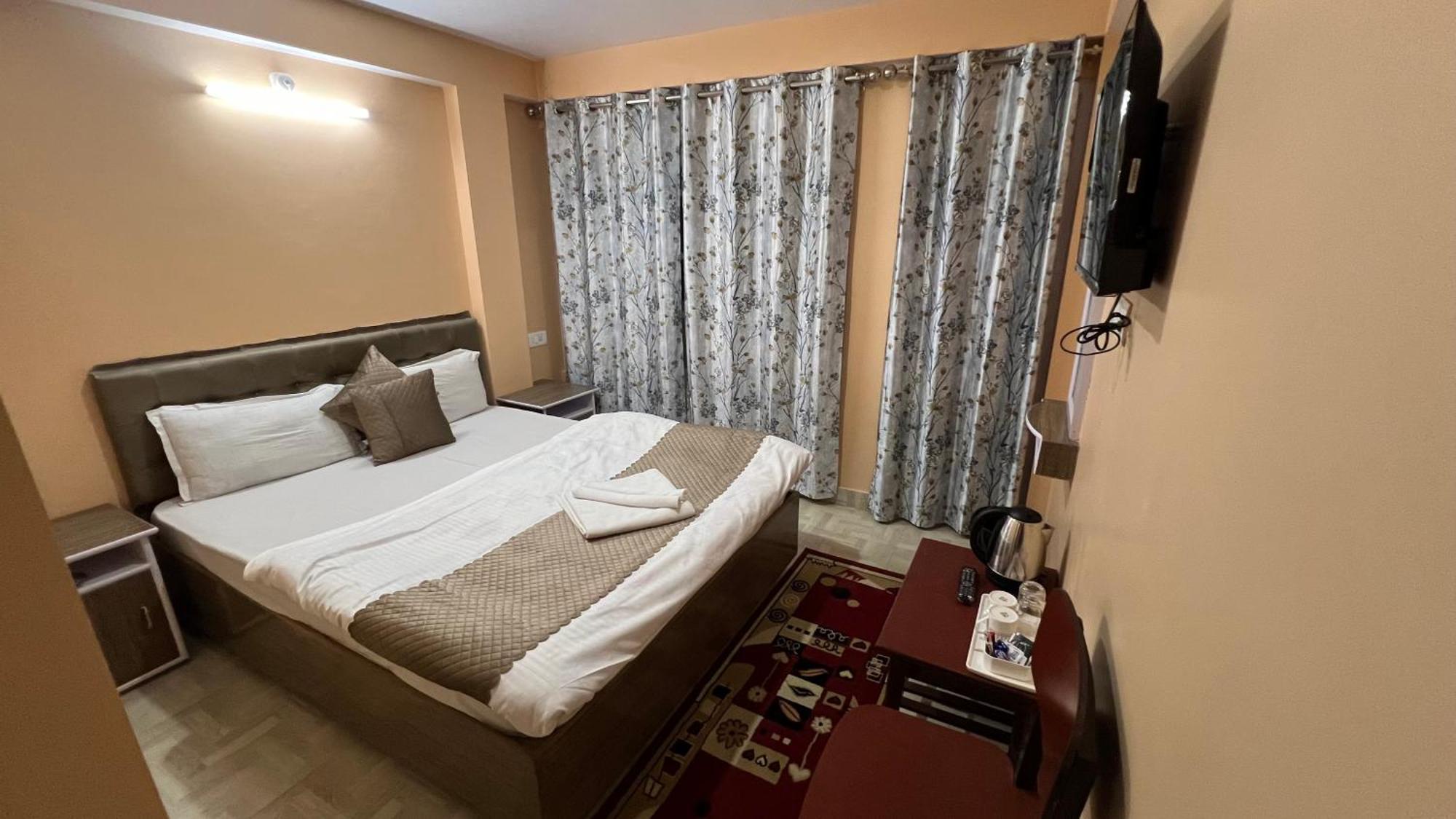 Hotel Hill Top Darjeeling  Exterior photo